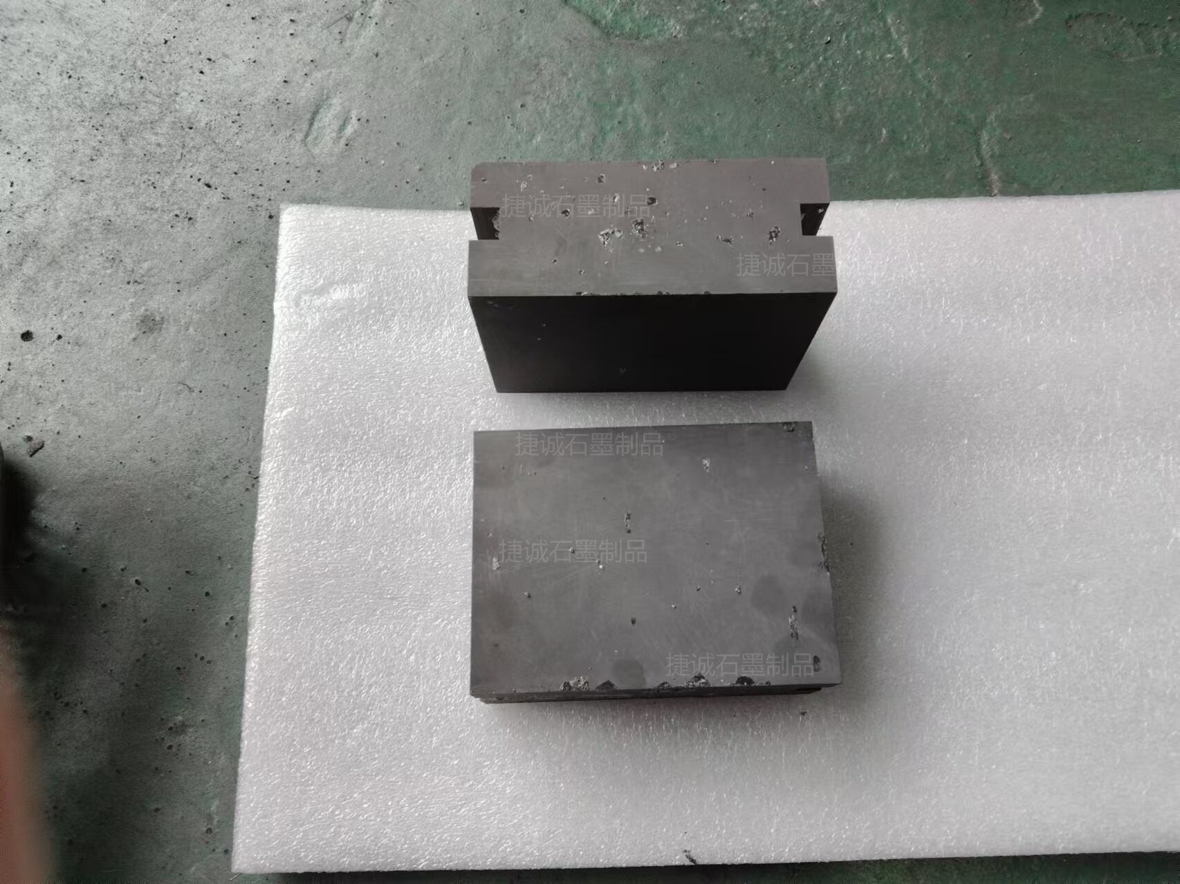 高分子擴散焊機石墨電極塊，軟連接石墨塊，抗氧化石墨塊，擴散焊治具，極柱焊接石墨塊，高分子擴散焊機石墨塊，軟連接石墨塊生產廠家