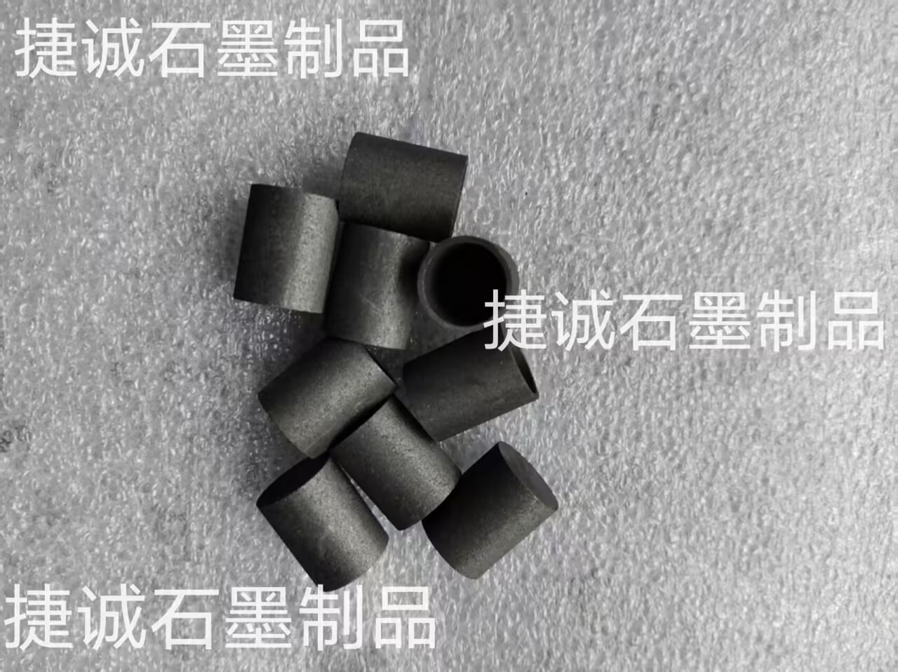 石墨坩堝,分析儀器石墨坩堝，石墨匣缽坩堝，石墨坩堝加工，高純石墨坩堝，等靜壓石墨坩堝，高純石墨坩堝加工廠，石墨坩堝加工廠，石墨坩堝生產(chǎn)廠家