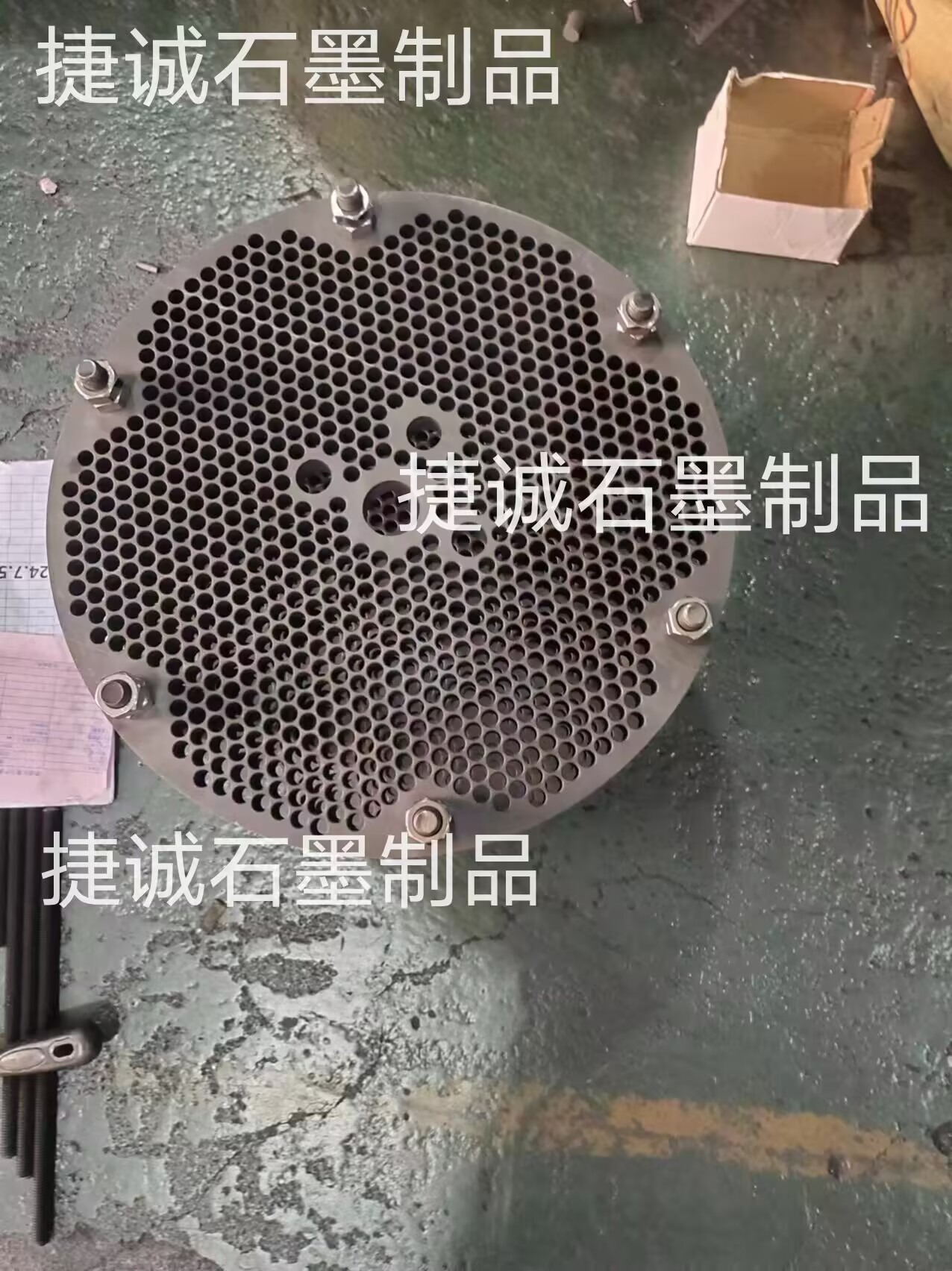 高精純石墨盤，燒結石墨盤，銅管燒結石墨盤，石墨盤加工，鐘罩爐石墨盤，推板爐石墨盤，銅管燒結石墨盤，石墨盤生產廠家，石墨盤加工廠